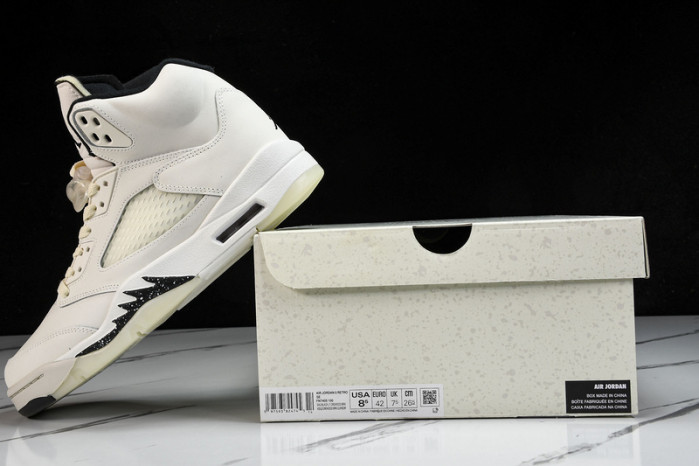 Air Jordan 5 Retro "Sail"  FN7405-100