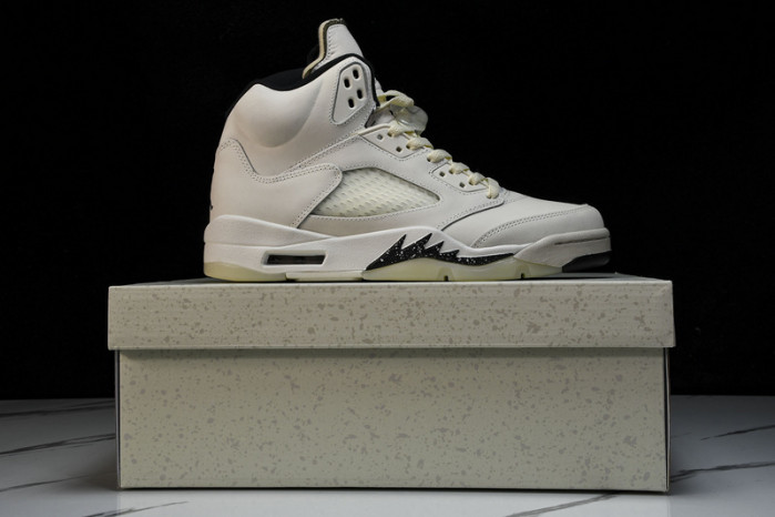 Air Jordan 5 Retro "Sail"  FN7405-100