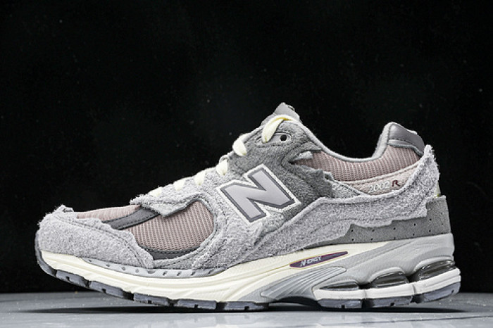 New Balance  M2002RDY