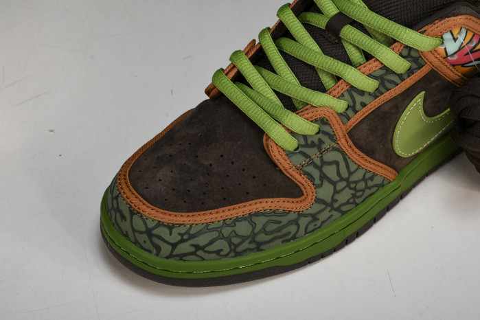 NK Dunk SB Low De La Soul   789841-332