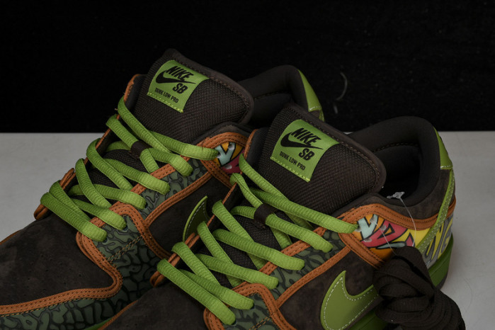 NK Dunk SB Low De La Soul   789841-332