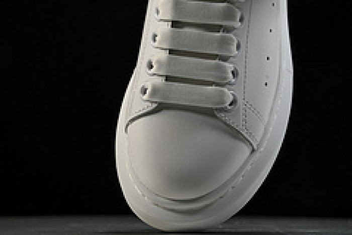 Alexander McQueen sneaker