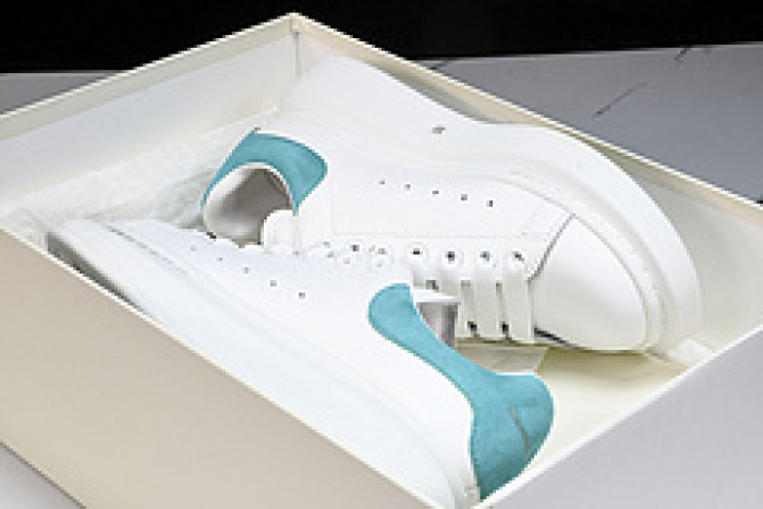 Alexander McQueen sneaker