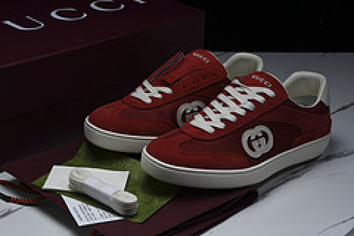 G*u*i sneaker