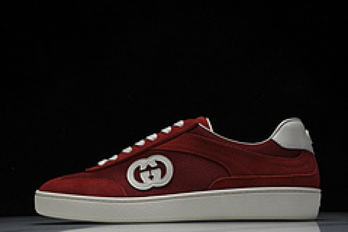 G*u*i sneaker