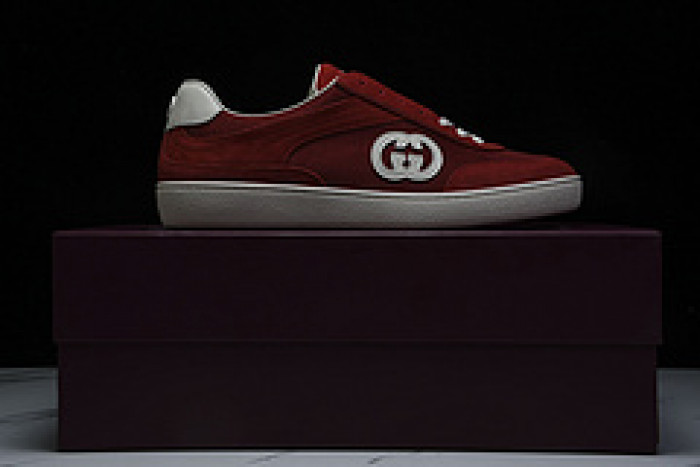 G*u*i sneaker