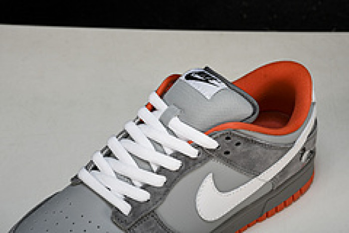 NK Dunk SB Low“Staple NYC Pigeon” 304292-011
