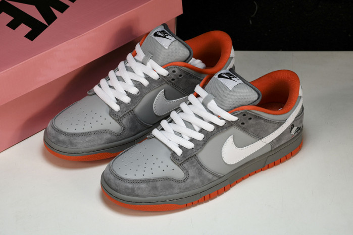 NK Dunk SB Low“Staple NYC Pigeon” 304292-011