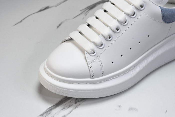 Alexander McQueen sneaker