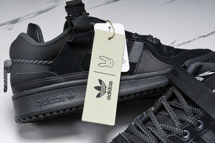 Bad Bunny Forum Low   GW5021