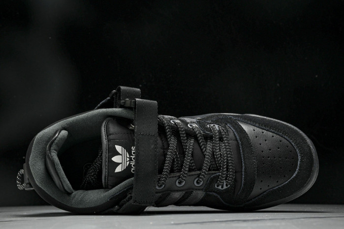 Bad Bunny Forum Low   GW5021