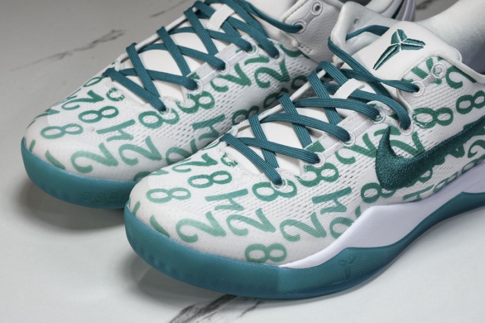 NIKE KOBE 8 PROTRO “Radiant Emerald” FQ3549-101