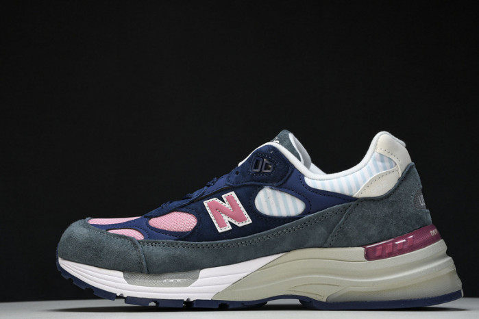 New Balance  M992NT