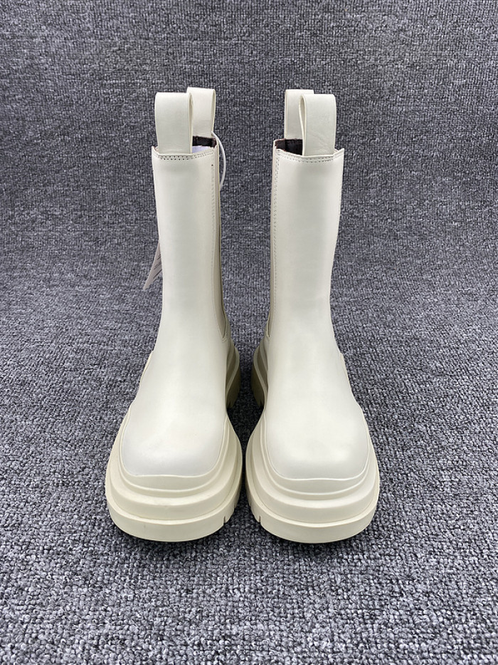 bo*te*ga Ve*ne*ta sneaker