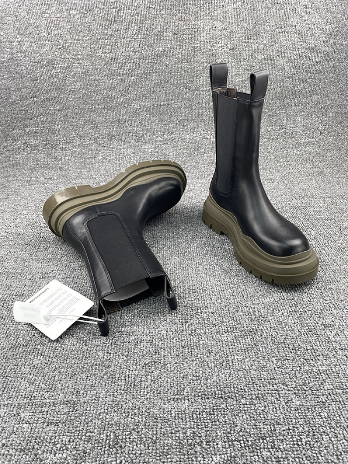 bo*te*ga Ve*ne*ta sneaker