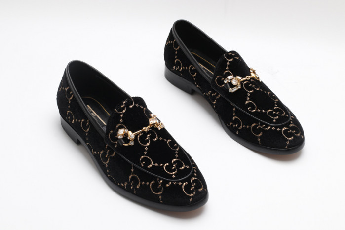 G*u*i sneaker