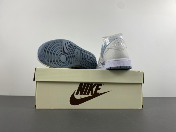 Travis Scott x Air Jordan 1  DM7866-888