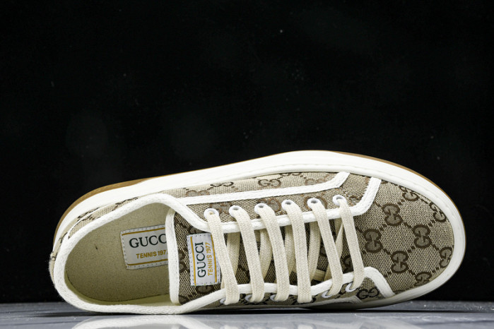 G*u*i sneaker