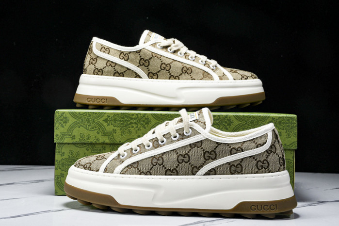 G*u*i sneaker