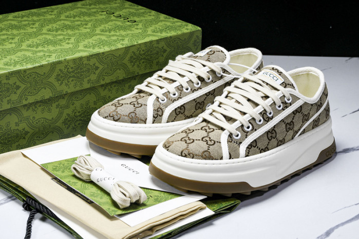 G*u*i sneaker