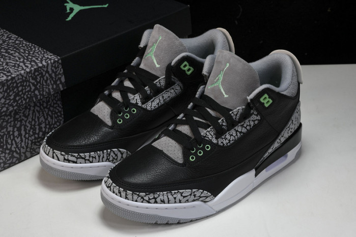 AIR JORDAN 3 "GREEN GLOW" CT8532-031