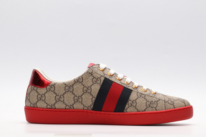 G*u*i sneaker