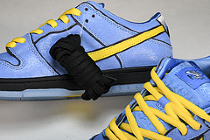 The Powerpuff Girls x NK Dunk SB Low  FZ8320-400
