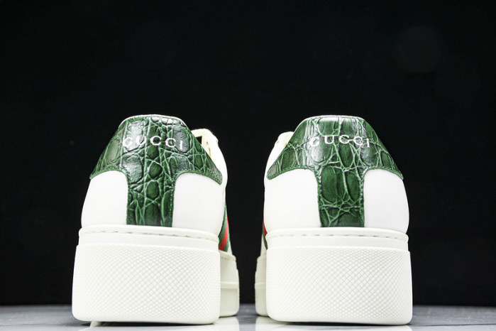 G*u*i sneaker