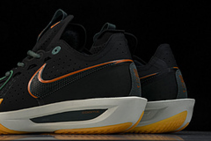 NIKE AIR ZOOM G.T.CUT 3 EP  DV2918 001