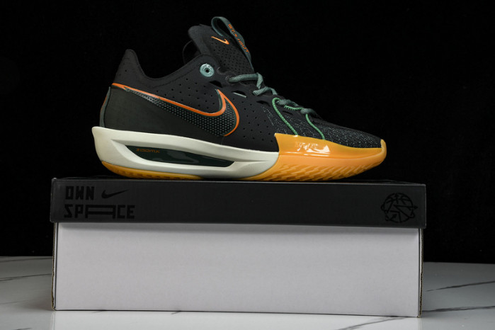 NIKE AIR ZOOM G.T.CUT 3 EP  DV2918 001