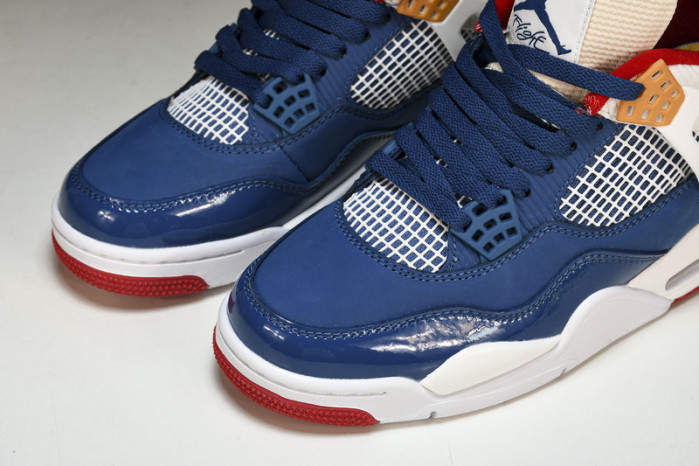 Air Jordan 4 Retro "Messy Room" AJ4  DR6952-400