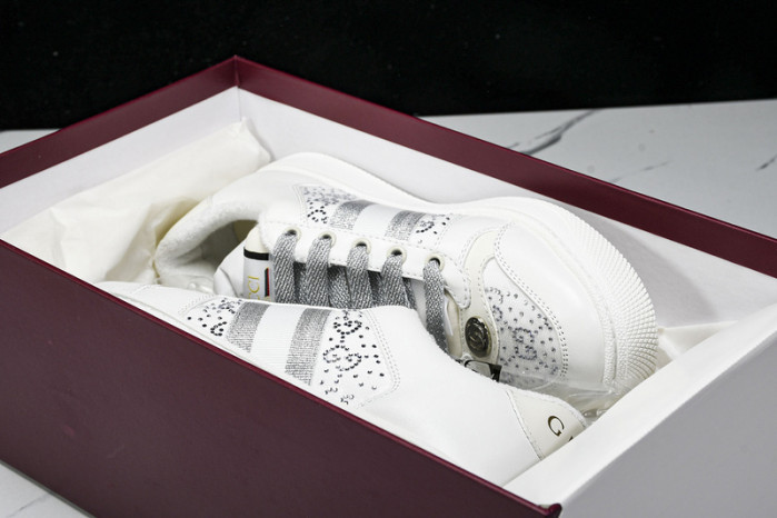 G*u*i sneaker