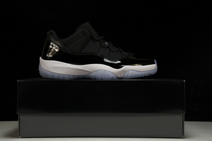 Air Jordan 11 Low "Space Jam"  FV5104-004