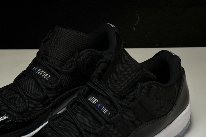 Air Jordan 11 Low "Space Jam"  FV5104-004