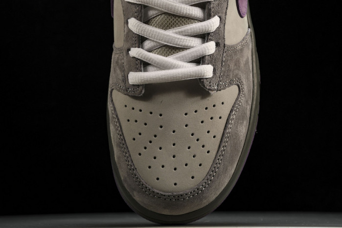 Nike SB Dunk Low Purple Pigeon - 304292-051