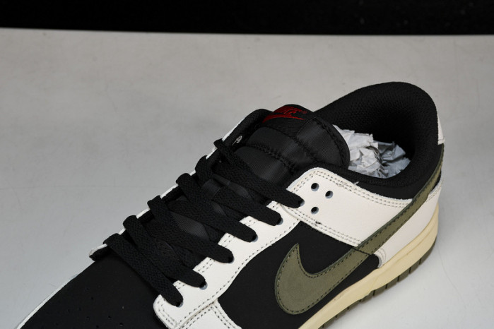 Nk Dunk Low SB  630358-106