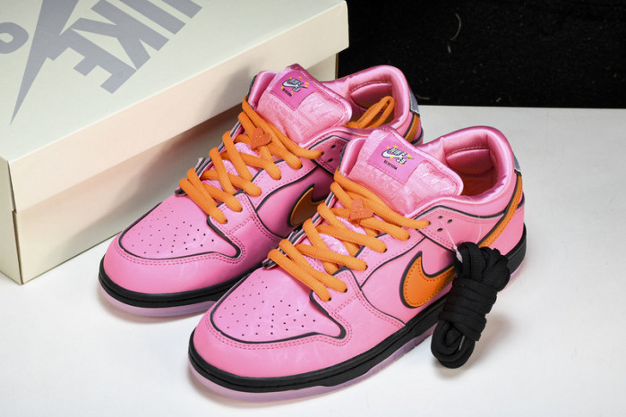 The Powerpuff Girls x NK Dunk SB Low   FD2631-600