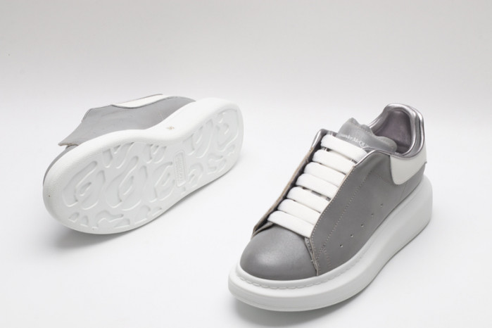Alexander McQueen sneaker