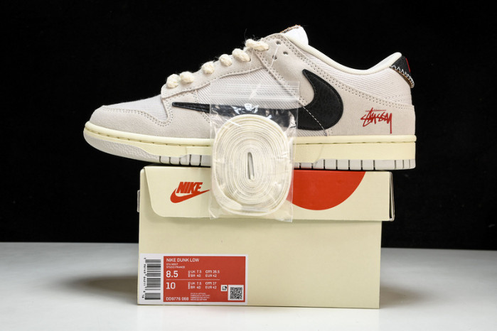 Stussy x Nk SB Dunk Low "Certified Fresh"   DD9776-068