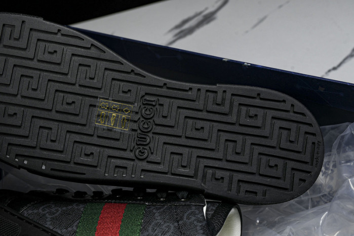 G*u*i sneaker