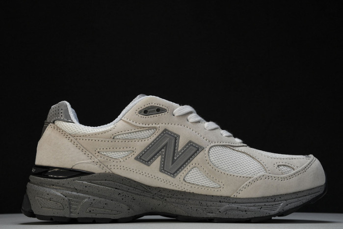 New Balance M990BY3