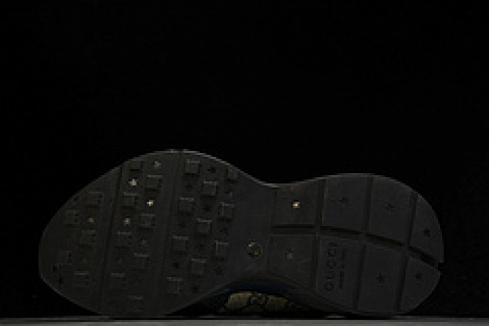 G*u*i sneaker