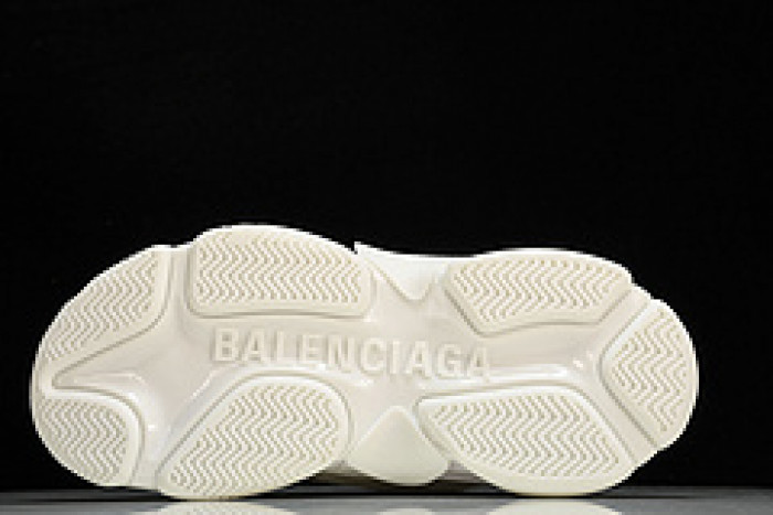 Ba*len*cia*ga triple s  w2f5-0125