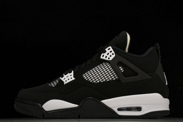 AIR JORDAN 4 RETRO  ''WHITE THUNDER''   FQ8138 001