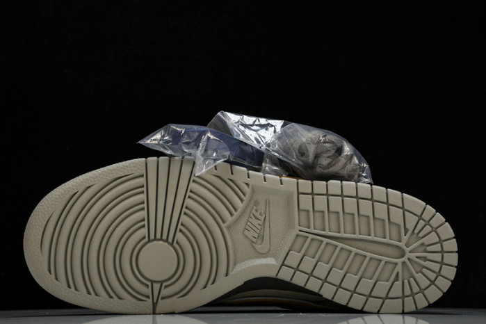 CONCEPTS x NK SB Dunk Low Pro OG QS  BV1310-105