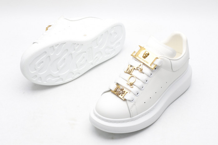 Alexander McQueen sneaker