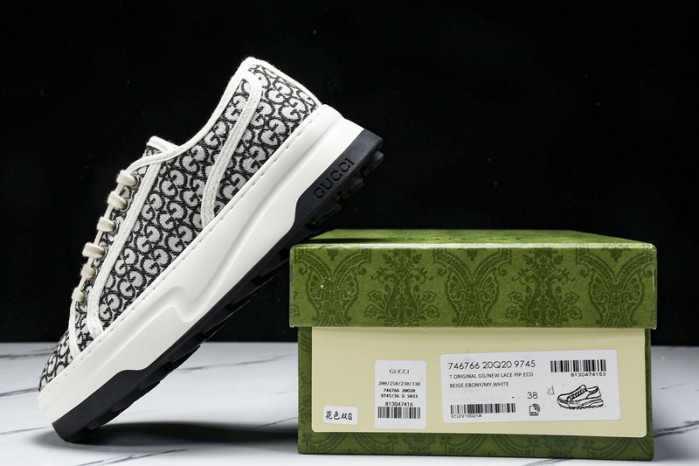G*u*i sneaker