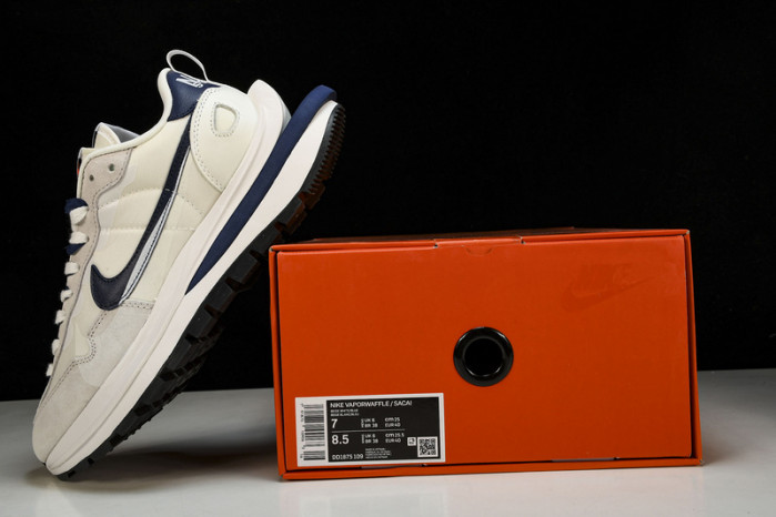 Sacai x Nk VaporWaffle 3.0  DD1875109