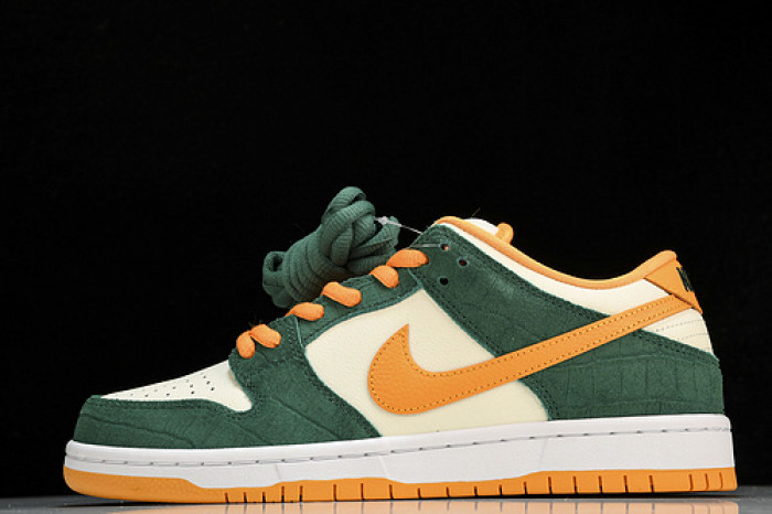 NK Dunk SB Low Pro“Legion Pine” 304292-383