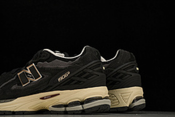 New Balance 1906